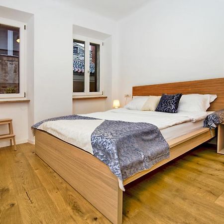 Apartment Danalu Rovinj Bagian luar foto
