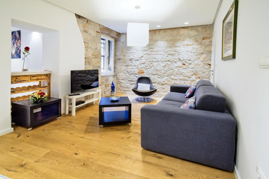 Apartment Danalu Rovinj Bagian luar foto