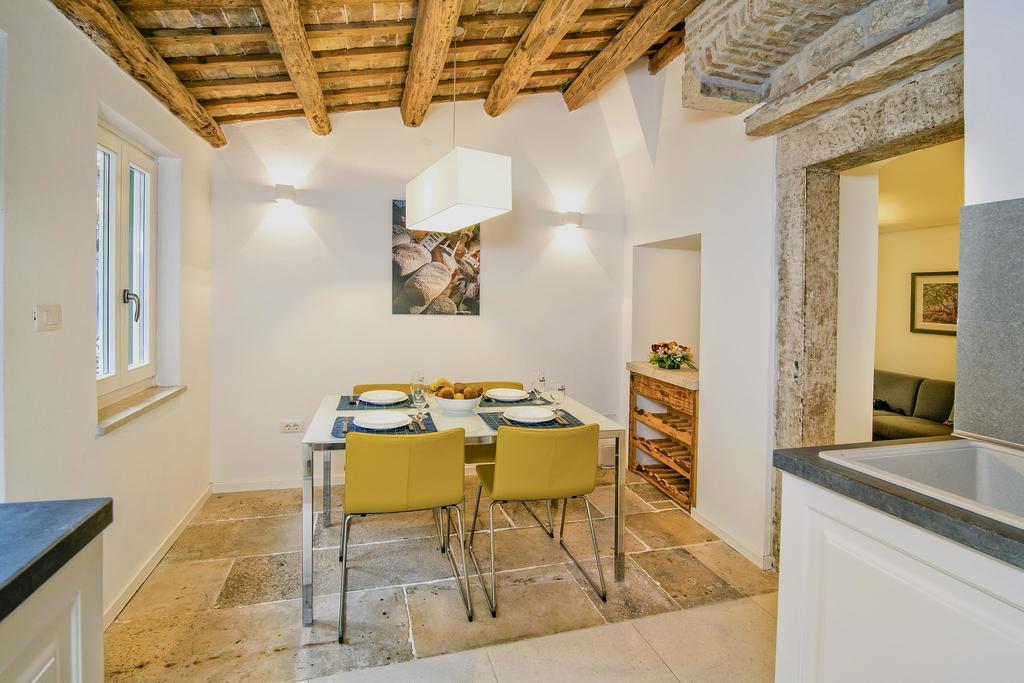 Apartment Danalu Rovinj Bagian luar foto