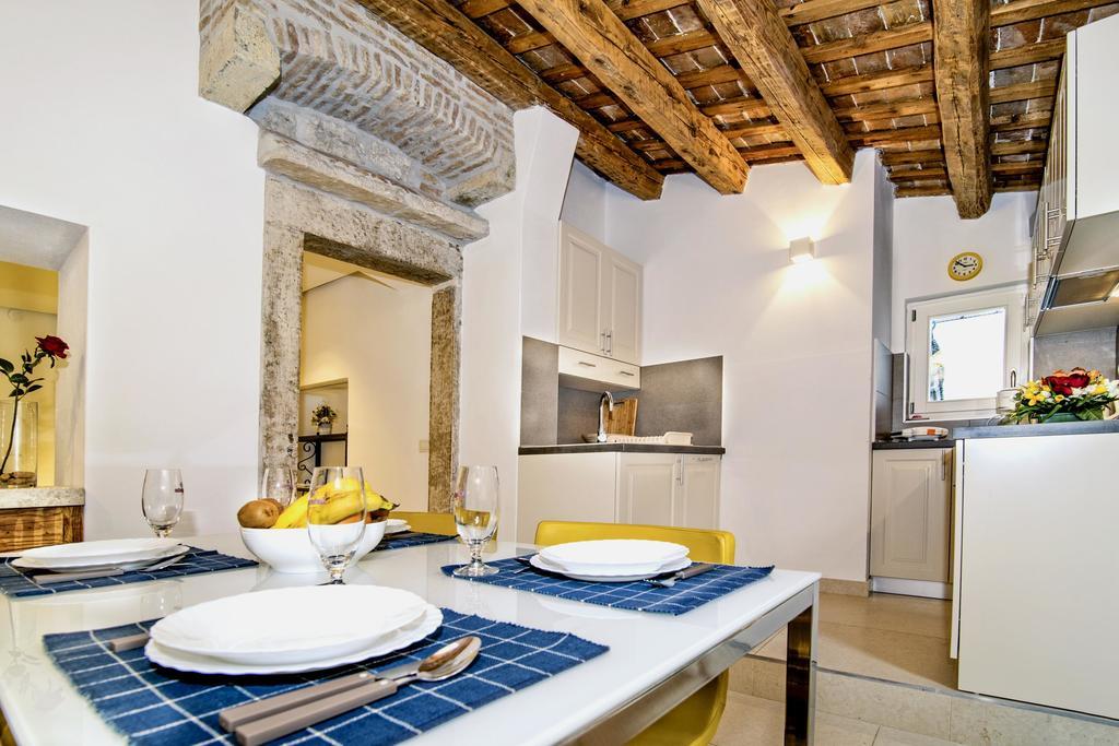 Apartment Danalu Rovinj Bagian luar foto
